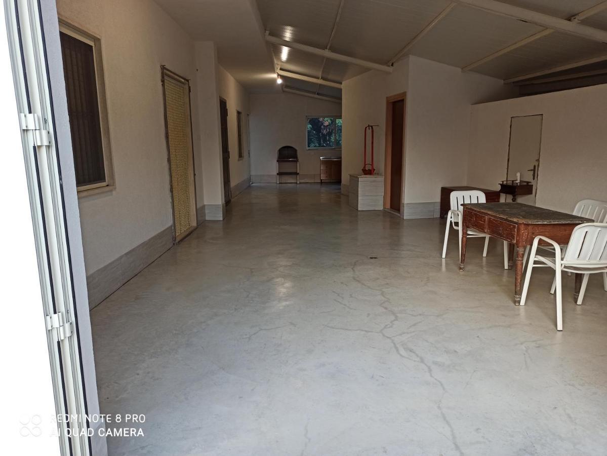 Casa Degli Spartani Pina شيكلي المظهر الخارجي الصورة
